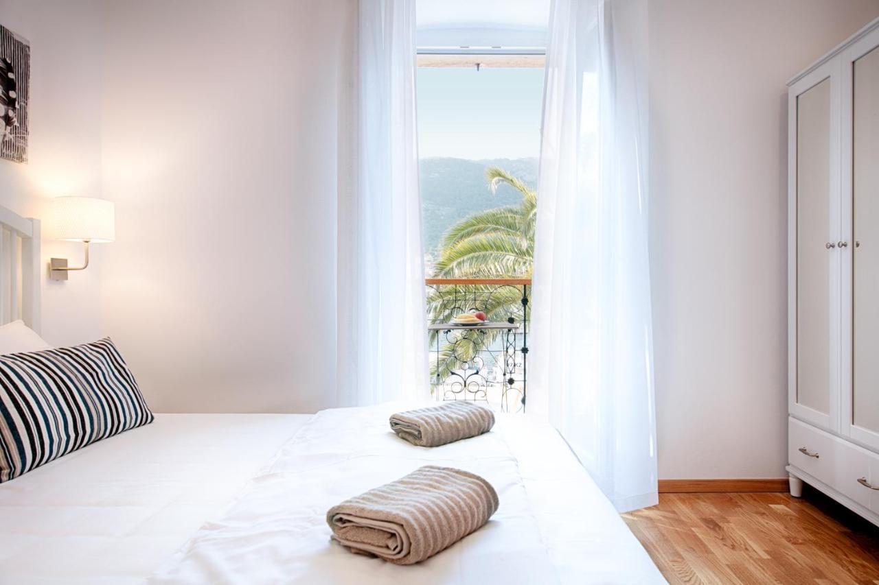 Seafront Rooms Koluna Komiža Eksteriør bilde