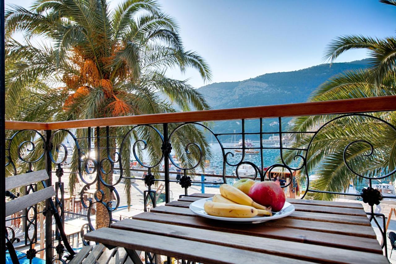 Seafront Rooms Koluna Komiža Eksteriør bilde