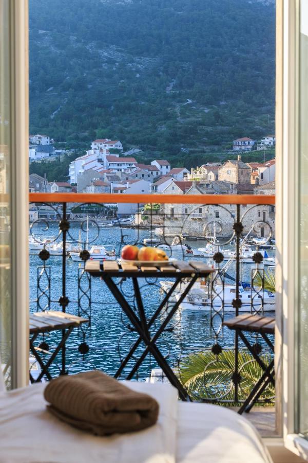 Seafront Rooms Koluna Komiža Eksteriør bilde